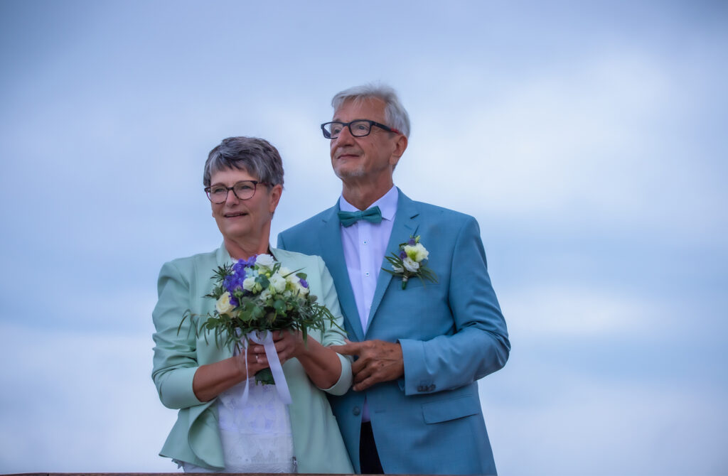 Heiraten in Zingst, Standesamt Zingst, Hochzeit Zingst auf Fischland-Darß, Hochzeitsshooting am Strand der Ostsee