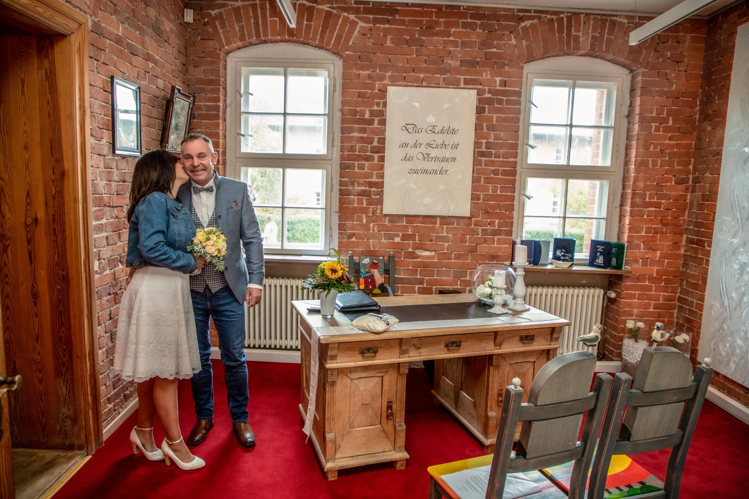 Trauraum Standesamt Schinkelturm Kap Arkona Insel Ruegen scaled